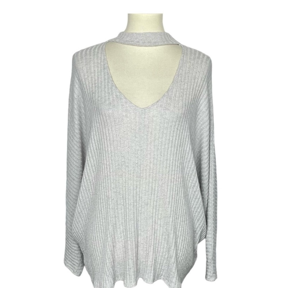 Urban Outfitters Ribbed V Neck Lightweight Sweater